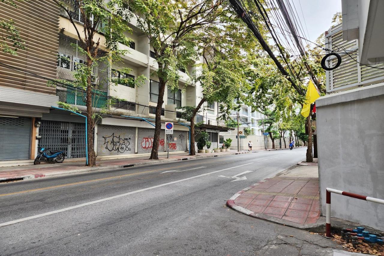 Forgotten Hostel Silom Bangkok Exterior foto